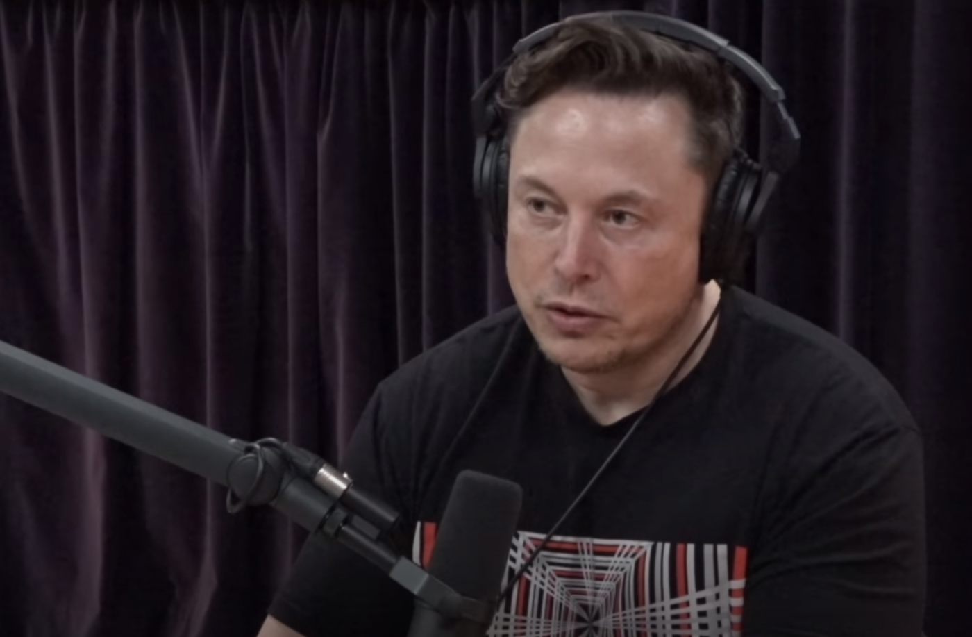 Маск впервые произнес вслух странное имя своего сына