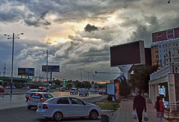 Дожди с грозами и ветер: Узгидромет рассказал о погоде на неделю