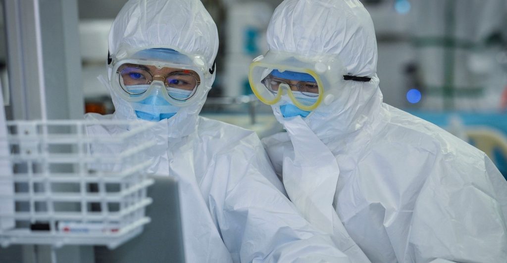 Стало известно, от чего зависит сила второй волны COVID-19