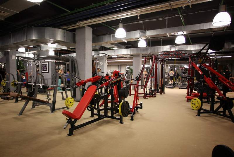 В СЭС опровергли информацию о возобновлении деятельности спортзалов и фитнес-клубов 