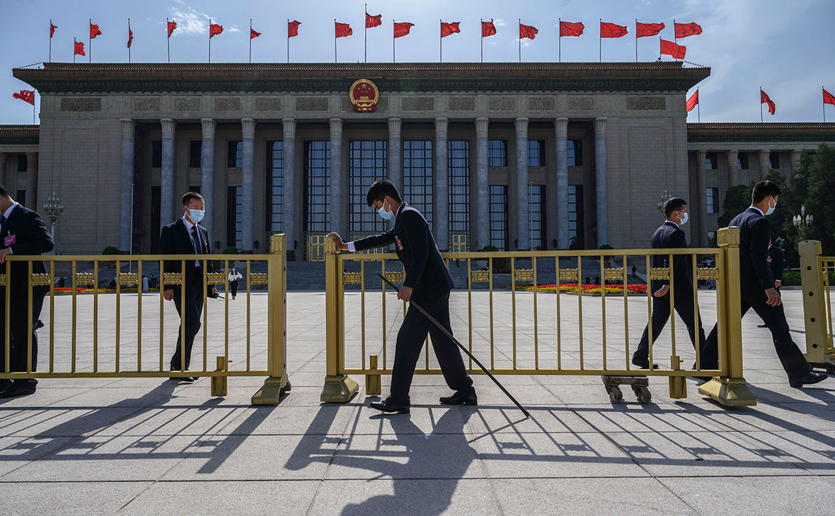 Китай заявил о большом риске новой эпидемии коронавируса