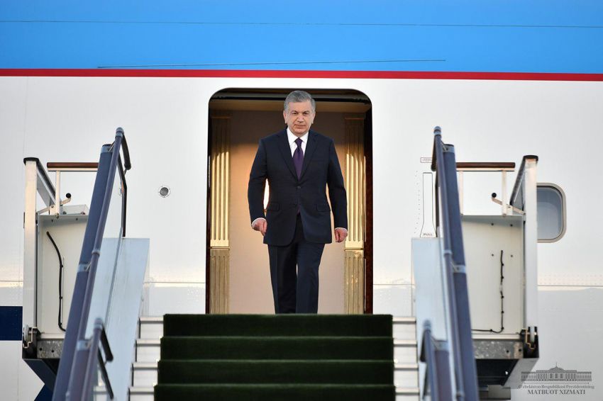 Шавкат Мирзиёев вернулся в Ташкент