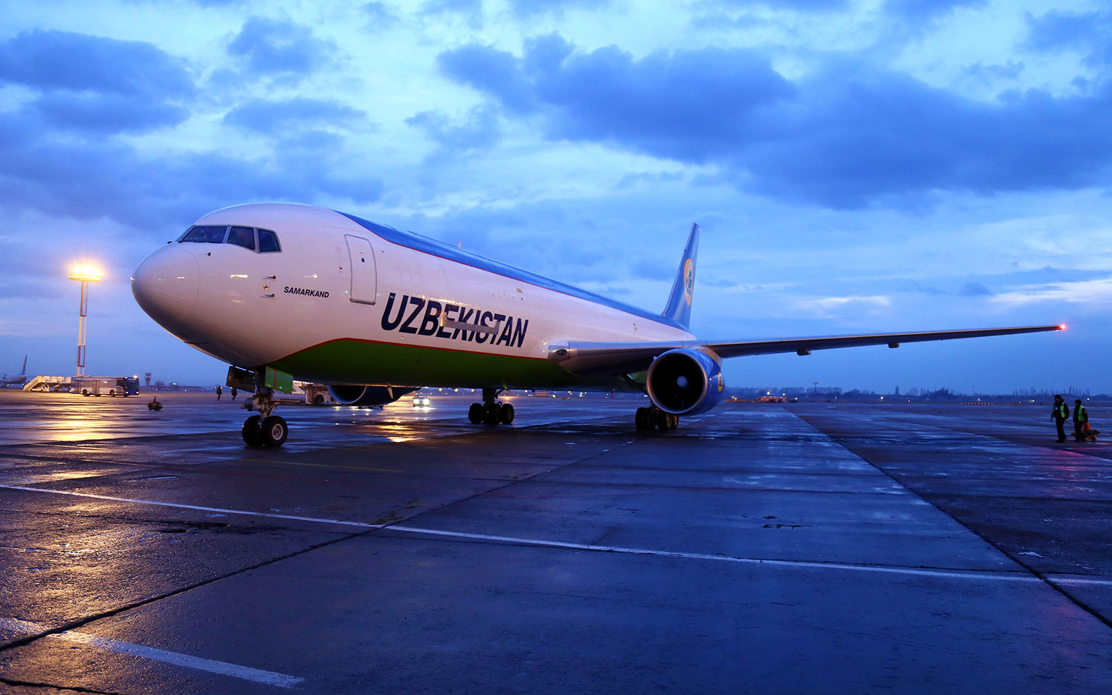 «Узбекистон хаво йуллари» анонсировала скидки на полеты в связи с Наврузом
