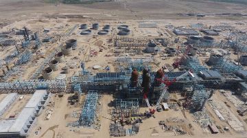 На стройке Uzbekistan GTL сотни сотрудников подхватили коронавирус