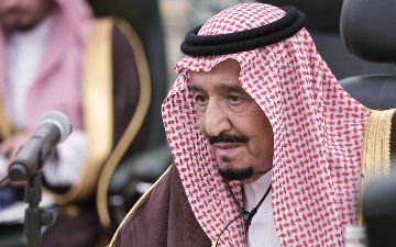 Короля Саудовской Аравии госпитализировали