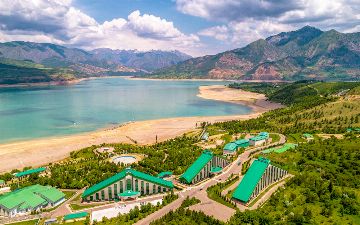 На Чарваке планируют запретить купаться и кататься на скутерах и лодках