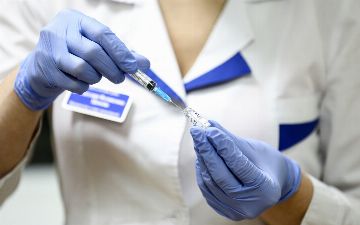 Росздравнадзор ответил на призыв отложить регистрацию вакцины от COVID-19 <br>