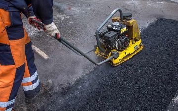 В Ташкенте перекрыли одну из улиц из-за ремонтных работ