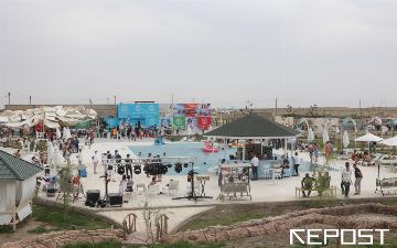 Навоиская область обзавелась новым пляжным курортом (фоторепортаж)