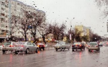 Погода одарит узбекистанцев дождем и прохладой