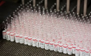 Россиян могут полностью обеспечить вакциной от коронавируса за год