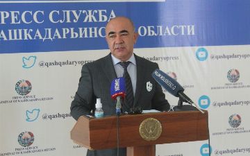 Зоир Мирзаев раскритиковал виновных в мошеннической раздаче денег нуждающимся 