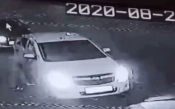 Бывший сотрудник ГУВД в состоянии алкогольного опьянения наехал на двухлетнего ребенка, переходившего дорогу с матерью<br>