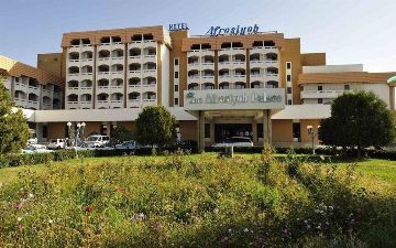 Самаркандский «Афросиёб Палас» вновь выставили на продажу