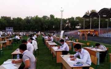 Футбольные поля Узбекистана были испорчены после вступительных экзаменов