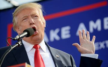 Трамп не дал обещания мирно передать власть в случае поражения на президентских выборах