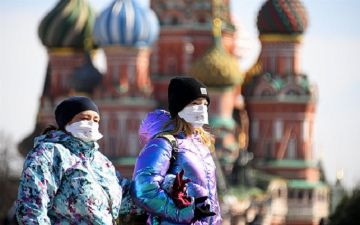 Власти Москвы вновь попросили пожилых людей не выходить из дома без надобности