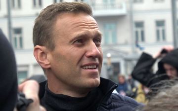 Навальный назвал Путина причастным к его отравлению