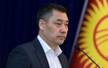 Полномочия президента Киргизии перешли к премьеру-министру