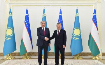 Президенты Узбекистана и Казахстана провели телефонные переговоры