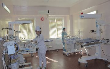 В Кашкадарьинской области два врача помогли родить 12 женщинам за смену