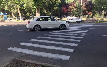 Смертельное ДТП в Бухарской области: водитель сбил отца и сына на пешеходном переходе<br>
