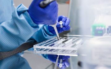 ВОЗ сообщила, что еще ни одна вакцина от коронавируса не прошла окончательную регистрацию