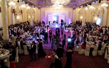 В Каттакургане на свадьбе сотрудника энергосбыта отключили электричество