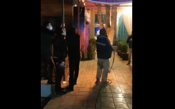 Хокимият снова захотел избавиться от уличных вывесок