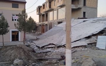 В Джизаке обрушилась часть строящегося многоэтажного дома
