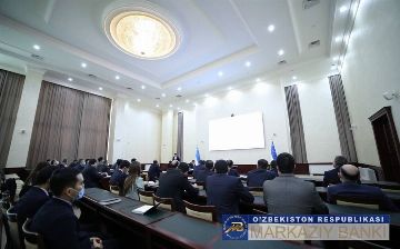 Центробанк решил оставить основную ставку без изменений