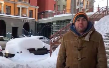 Жители Подмосковья обратились к Илону Маску с просьбой вывезти снег на Марс