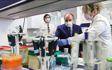 Турция будет производить вакцину «Спутник V»