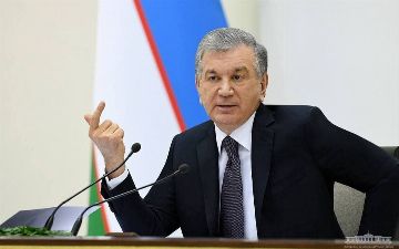 В Фергане после визита президента в махаллю уволили четырех руководителей 