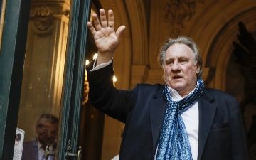 Депардье предъявили обвинения в изнасиловании