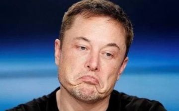 Илон Маск за сутки потерял 15 миллиардов долларов и статус самого богатого человека в мире