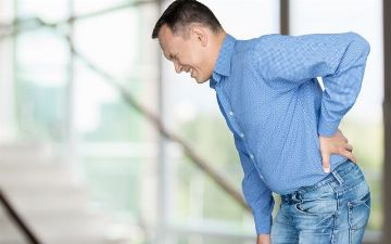 Боль в ногах названа симптомом опасного заболевания