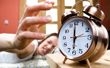 Ученые выяснили, кем лучше быть — «совой» или «жаворонком»