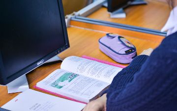 В трех районах Ташкента школьники перейдут на онлайн-обучение на две недели