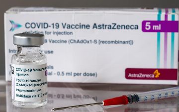 Использование вакцины AstraZeneca приостановили на ее «родине»