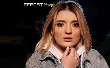 «Он мне в дедушки годится»: Камила Гимандинова о режиссере, который приставал к ней