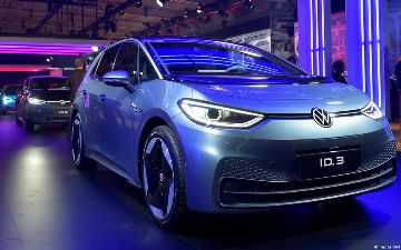 Мода на ребрендинг: Volkswagen меняет название