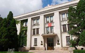 В Северной Корее закрылись 12 посольств