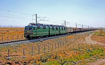 В Фергане мужчина пытался броситься под поезд из-за ссоры с супругой