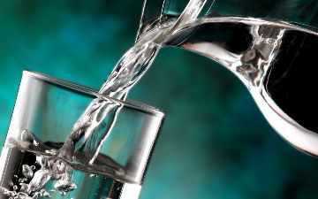 Польза воды для организма женщин, мужчин и детей