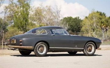 Дороже нового гиперкара: полвека простоявший в гараже редчайший Ferrari выставят на продажу