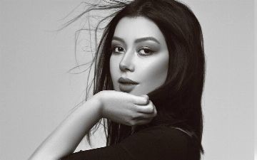 Узбекская актриса Шахзода Матчанова впервые вышла в свет после родов