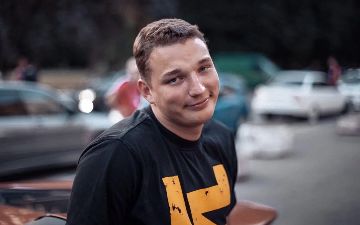 Российские паблики выдают годовалое интервью Эдварда Билла за свежий эксклюзив после домашнего ареста  