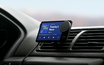 Spotify выпустил автомобильный плеер с голосовым управлением