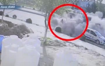 В Джизаке пострадавший от взрыва семилетний мальчик остался без ног